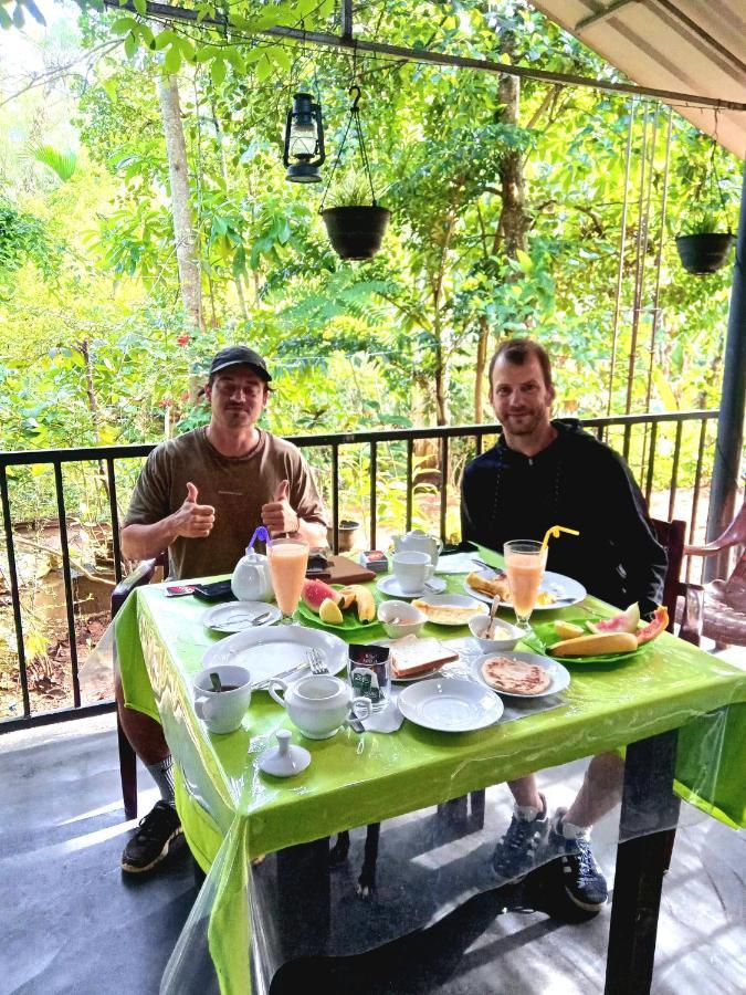 Bed and Breakfast Green Lantern à Ella Extérieur photo